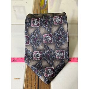 Louis Feraud Paris Mens Silk Tie Medallion Floral Italian Silk Taupe Burgundy 4"
